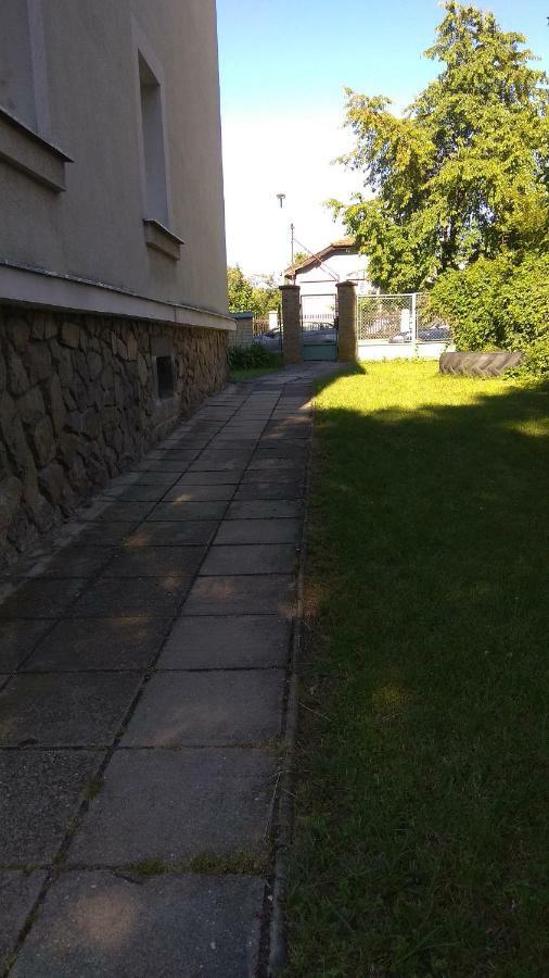 Apartmanovy Byt Тршебонь Экстерьер фото