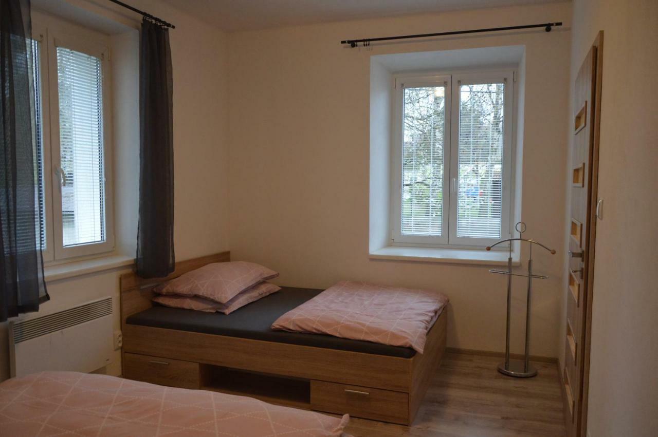 Apartmanovy Byt Тршебонь Экстерьер фото